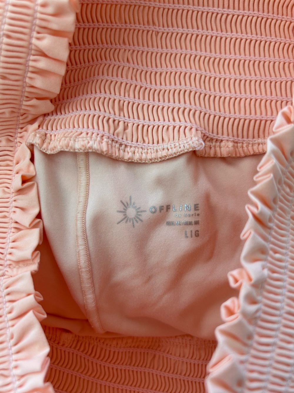 Offline by Aerie Women’s Peach High Waisted Smocked Flowy Shorts, Size Large - Picture 8 of 9